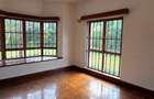 5 Bed Townhouse with En Suite at Runda Park - 17