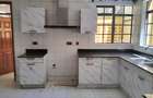 5 Bed Townhouse with En Suite in Lavington - 2