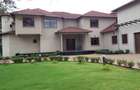 5 Bed House with En Suite at Flem Tree - 4