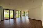 5 Bed House with En Suite in Nyari - 17