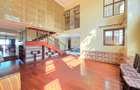 5 Bed Townhouse with En Suite at Off Convent Drive - 8