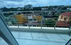 Serviced 2 Bed Apartment with En Suite at Links Road - 9