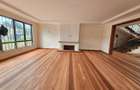 6 Bed House with En Suite in Loresho - 6