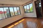5 Bed Townhouse with En Suite at Convent Drive - 16