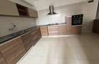 4 Bed Apartment with En Suite at Parklands - 10