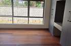 4 Bed Townhouse with En Suite at The Loft Two Rives - 12