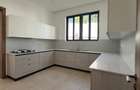 5 Bed House with En Suite in Nyari - 5