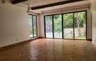4 Bed Townhouse with En Suite in Gigiri - 10