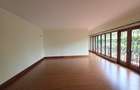 5 Bed Villa with En Suite in Gigiri - 6