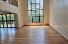 5 Bed Townhouse with En Suite at Lavington Green - 19