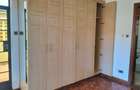 5 Bed Townhouse with En Suite in Lavington - 11