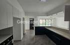 4 Bed Apartment with En Suite in Lavington - 7