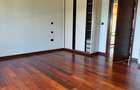 4 Bed House with En Suite in Runda - 16