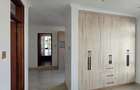 7 Bed House with En Suite in Runda - 17