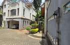5 Bed Townhouse with En Suite in Lavington - 20