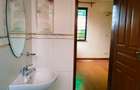 5 Bed Townhouse with En Suite in Lavington - 19