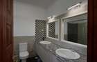 3 Bed Apartment with En Suite in Riverside - 6