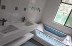 4 Bed Townhouse with En Suite at Lavington Estate - 16