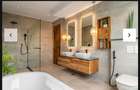4 Bed House with En Suite in Westlands Area - 8