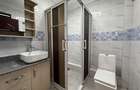 5 Bed House with En Suite at Bypass - 11