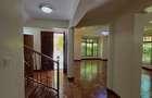 5 Bed Townhouse with En Suite at Othaya Road - 7