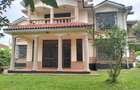 5 Bed Townhouse with En Suite at Rosslyn Redhill - 2