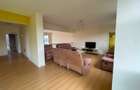 5 Bed Apartment with En Suite in Brookside - 6