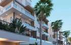 Serviced 1 Bed Apartment with En Suite at Beach Road - 3