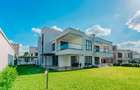 5 Bed Villa with En Suite in Runda - 4