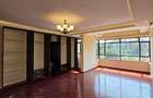 5 Bed Townhouse with En Suite at Convent Drive - 18