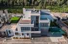 5 Bed Townhouse with En Suite in Runda - 2