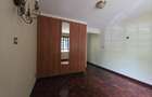 4 Bed Townhouse with En Suite in Kitisuru - 15