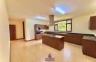 4 Bed Apartment with En Suite at Riverside Drive - 2