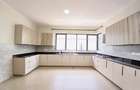 6 Bed Villa with En Suite at Kyuna Road - 6