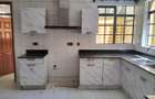 5 Bed Townhouse with En Suite at Lavington - 13