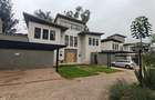 5 Bed Townhouse with En Suite in Runda - 19