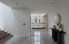 5 Bed Villa with En Suite in Runda - 12