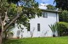 5 Bed Townhouse with En Suite at Kyuna - 2