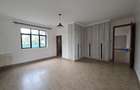 5 Bed Townhouse with En Suite in Ridgeways - 19