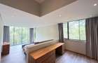 Serviced 2 Bed Apartment with En Suite in Gigiri - 14