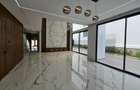6 Bed Townhouse with En Suite in Lavington - 1