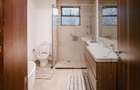 Furnished 4 Bed Apartment with En Suite in Runda - 11