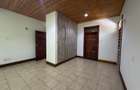 5 Bed Townhouse with En Suite in Rosslyn - 11
