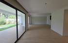 5 Bed Townhouse with En Suite in Kyuna - 4