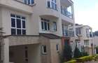 5 Bed Townhouse with En Suite in Lavington - 1