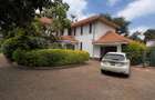 4 Bed Townhouse with En Suite in Lavington - 1