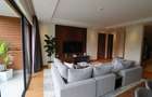 3 Bed Apartment with En Suite in Riverside - 2