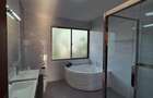 5 Bed Townhouse with En Suite in Lavington - 11
