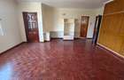 5 Bed Townhouse with En Suite in Lavington - 19