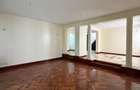 5 Bed Townhouse with En Suite at Riverside Drive - 4